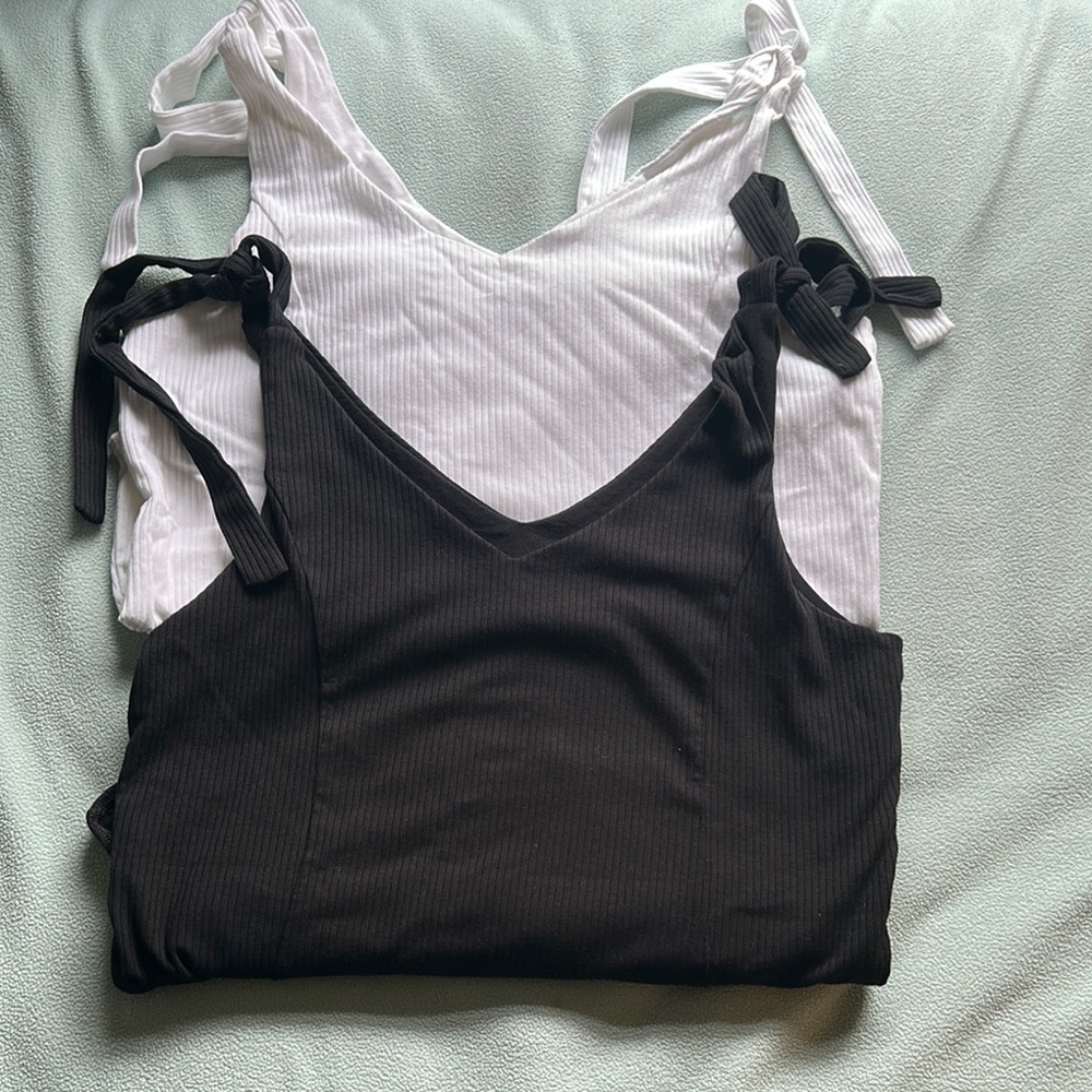Old Navy Bodysuits size XL